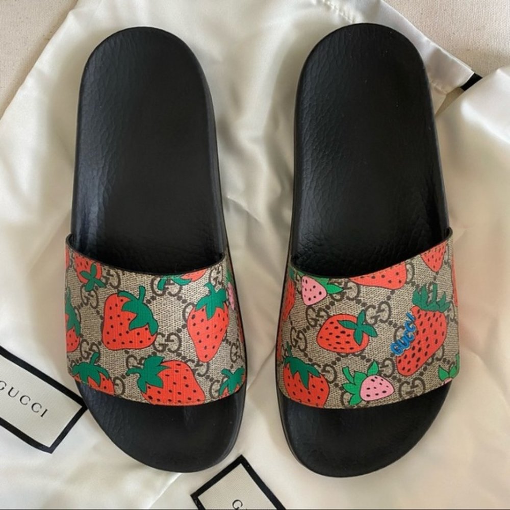 Gucci Supreme Strawberry Slides NIB